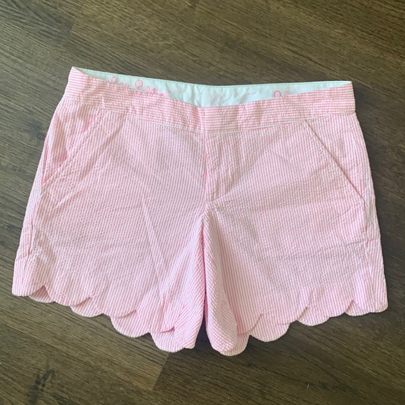 Lilly Pulitzer Pants - Lilly Pulitzer The Buttercup Shorts pink pin stripe size 0